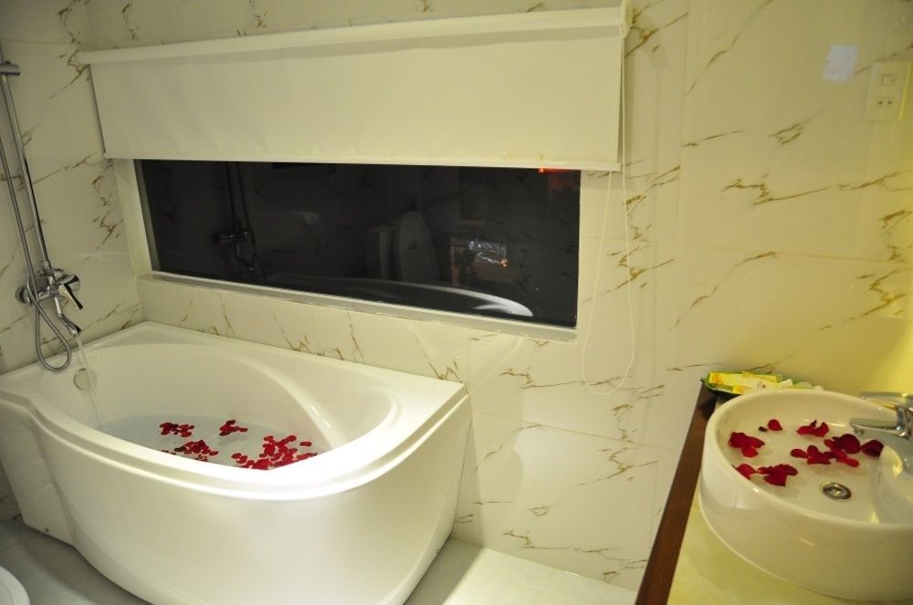 Art Deluxe Hotel Nha Trang Exterior foto